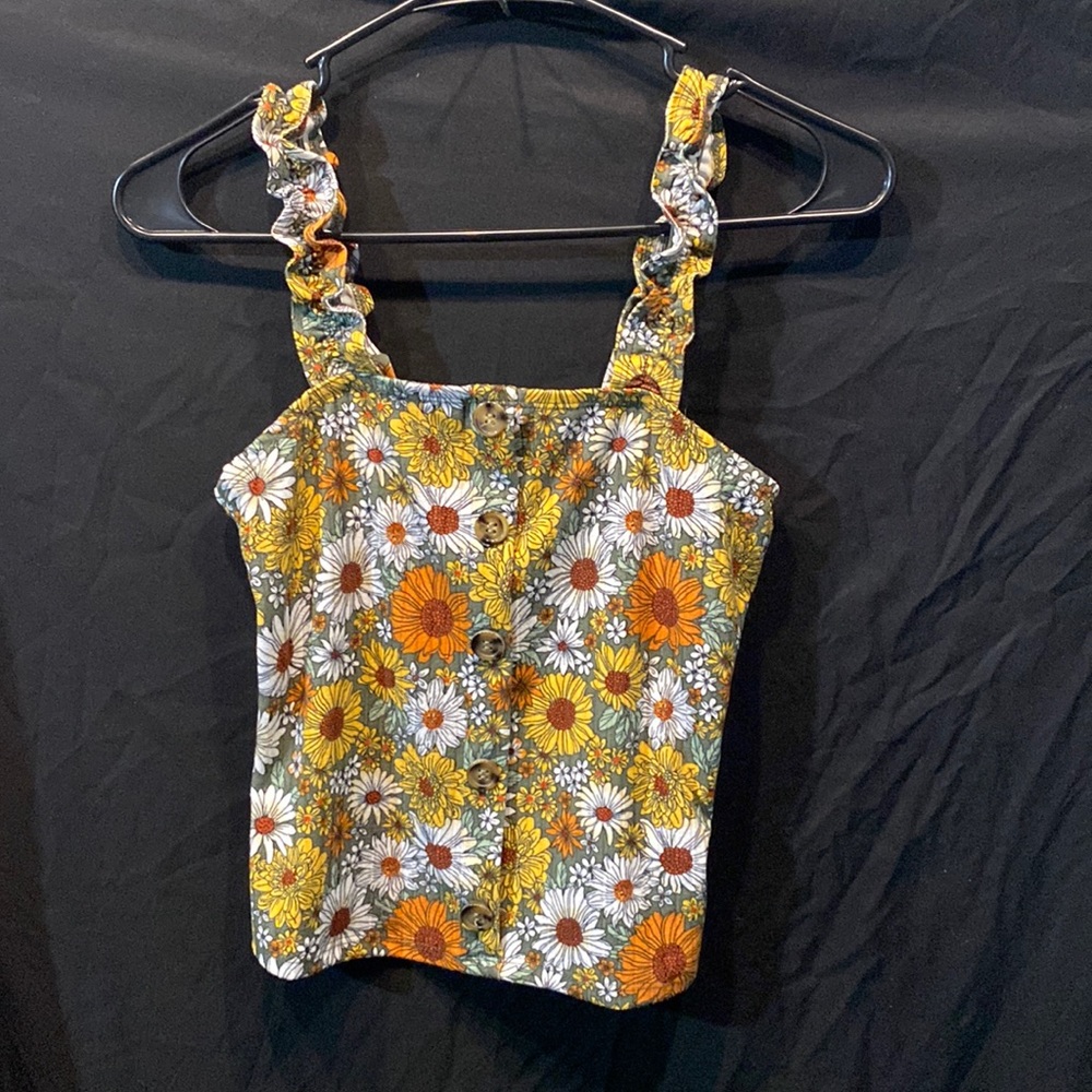Size S floral Tank Tee